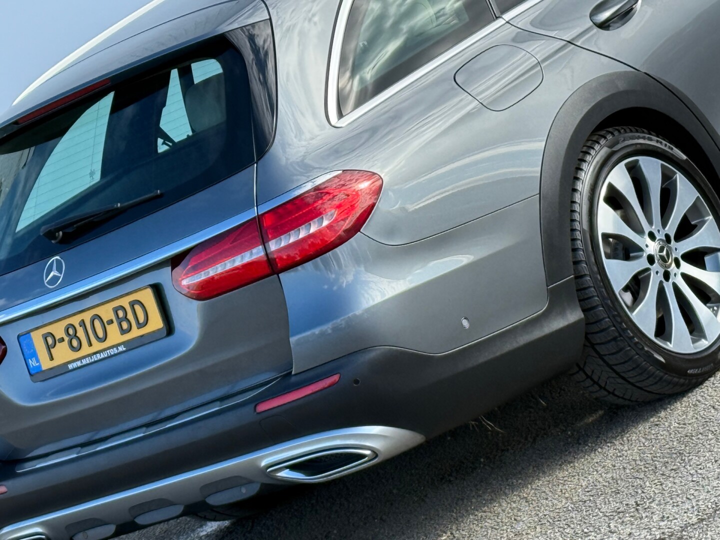 Mercedes-Benz-E-Klasse-27
